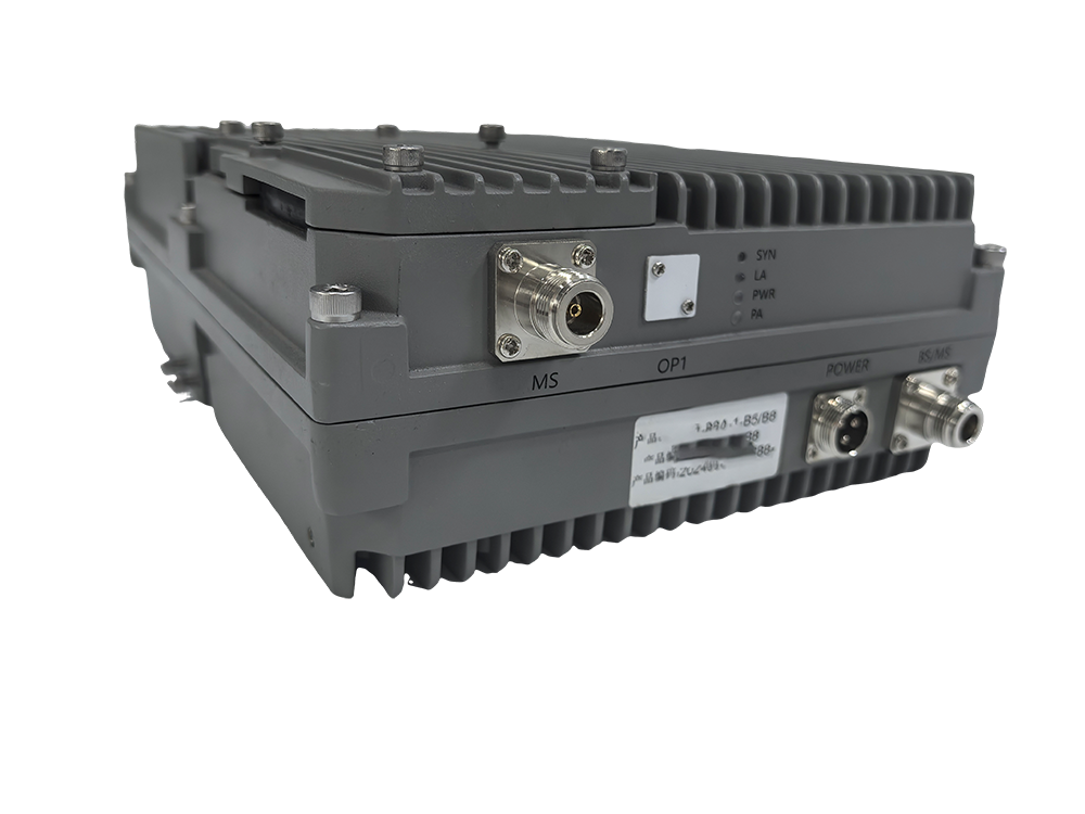  嘉祥三频手机信号接收器2000㎡